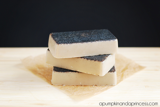 Homemade Vanilla Latte Soap | Most-Liked Homemade Soap Recipes For Frugal Homesteaders