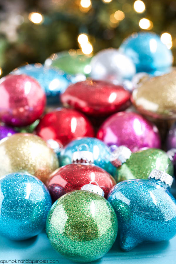How to glitter ornaments