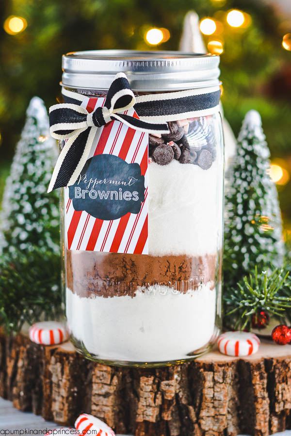 Peppermint Brownies in a Jar Mix