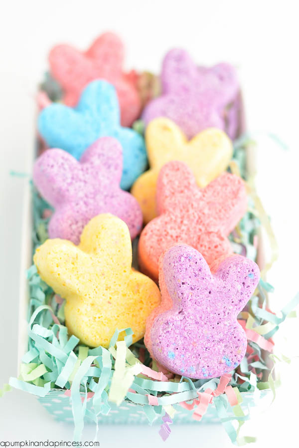 How to make Easter Bunny Bath Bombs
