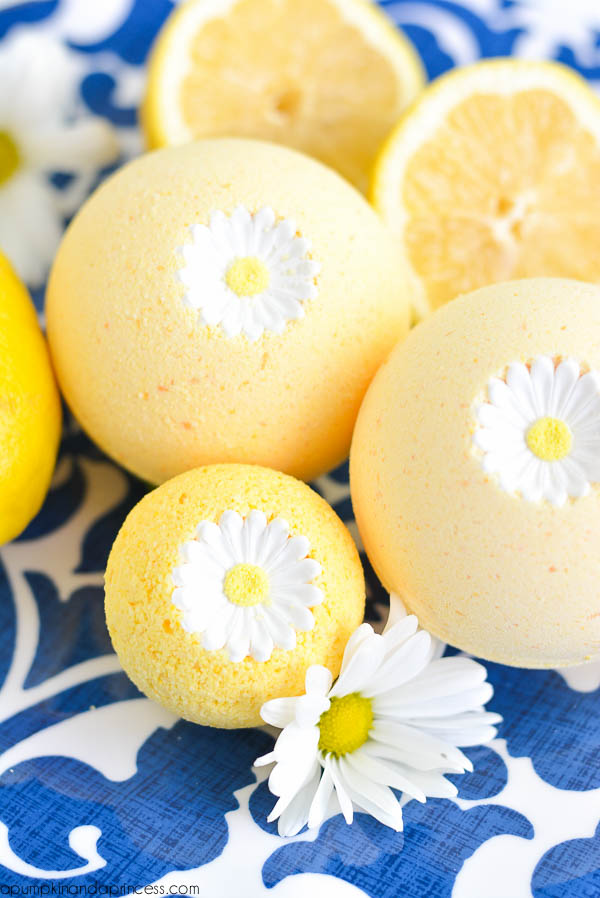DIY Lemon Bath Fizzies