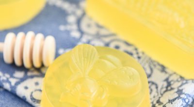 Honey Lemon Soap - easy DIY honey lemon soap recipe made with lemon essential oil. This soap smells amazing and makes a great handmade gift idea!
