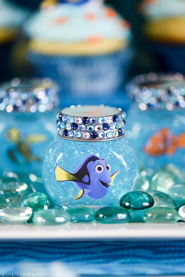 Finding Dory Party Ideas – easy DIY Finding Dory treats, party favors, and decorations.