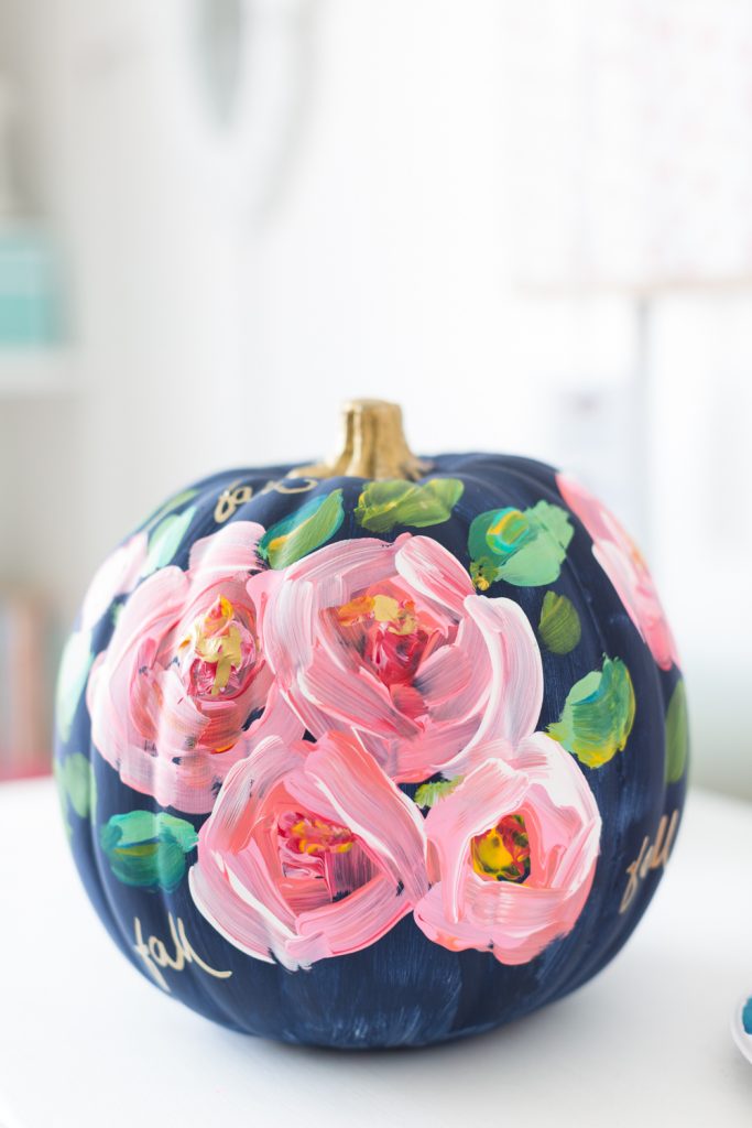 floral-painted-pumpkin