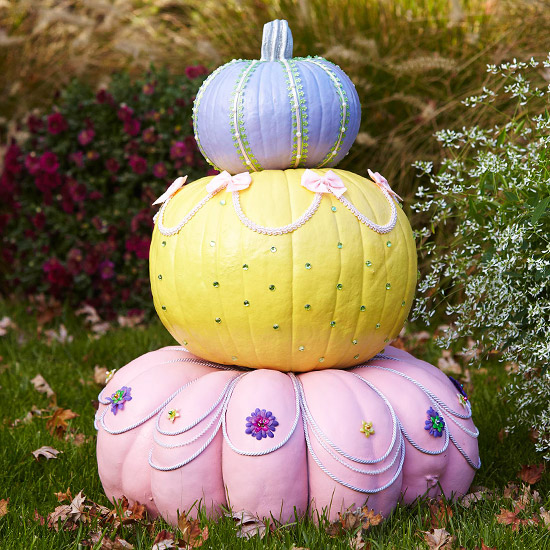 stacked-princess-pumpkins