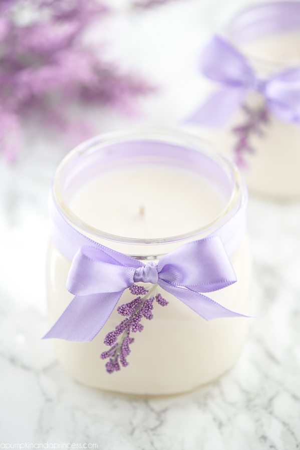 HANDMADE DECORATED CANDLES LAVENDER DISC