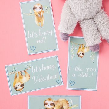 Download and print these adorable Sloth valentines to give to classmates and friends