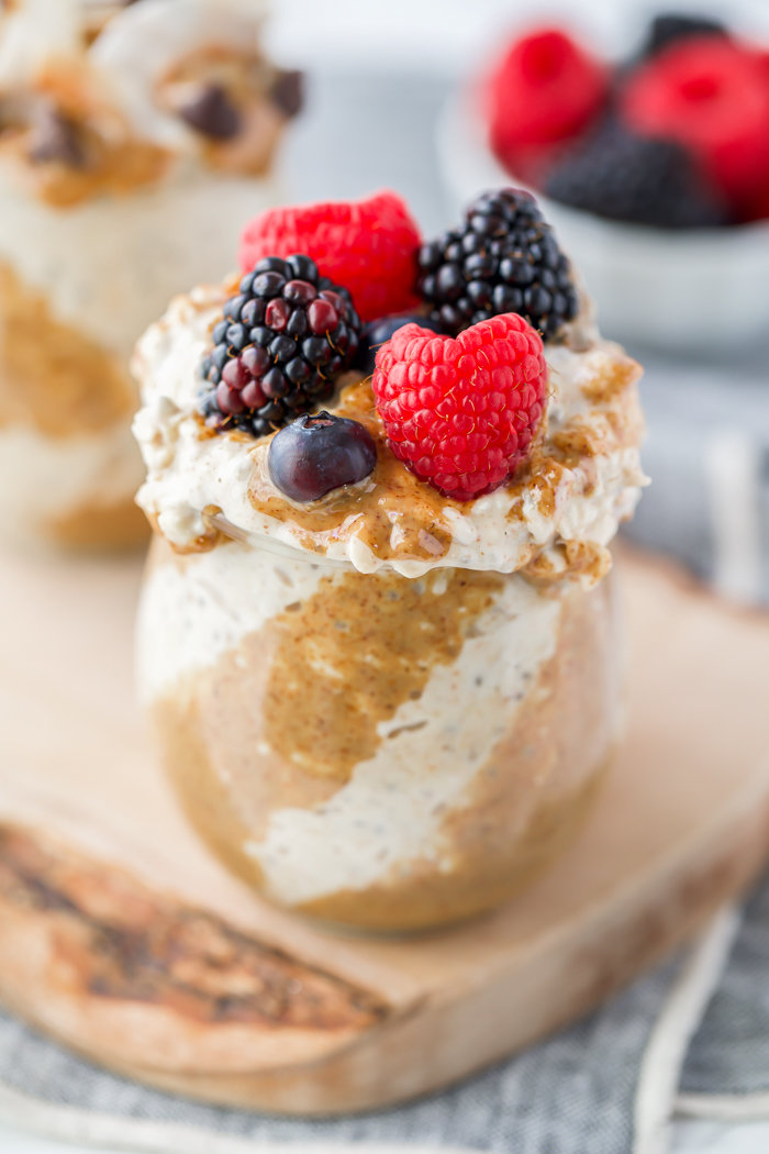 simple overnight oats with protein