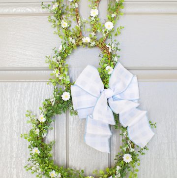 Easy spring wreath craft tutorial